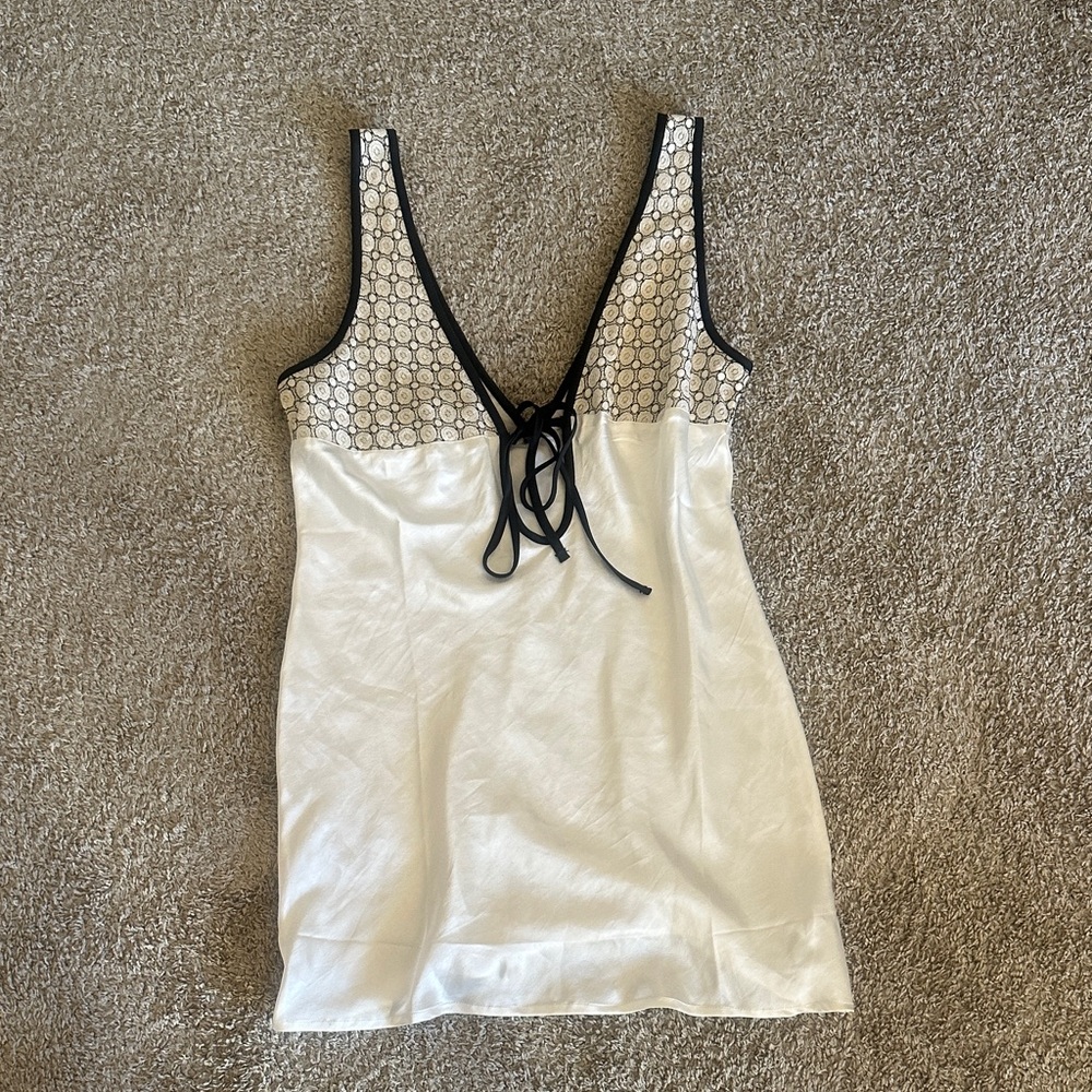 Nasty Gal Black and Cream Patterned Top